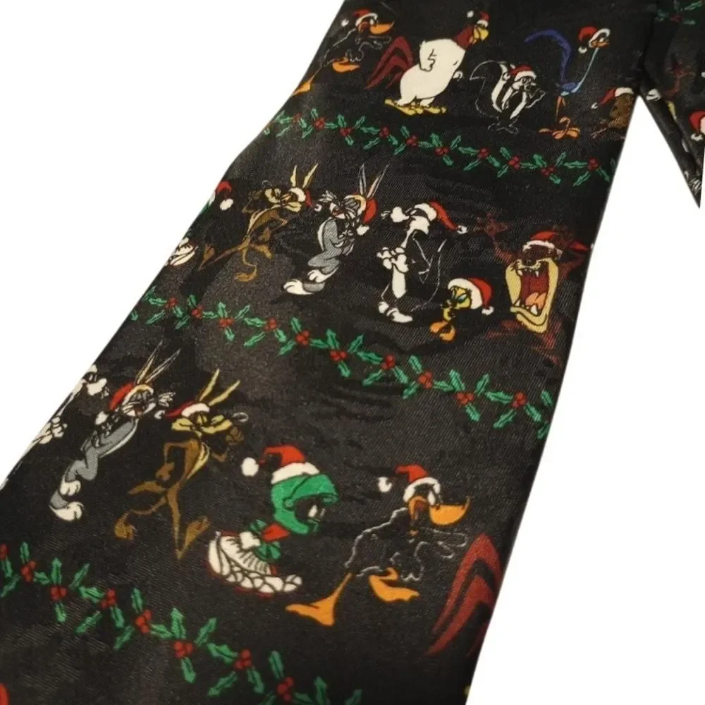 Vintage 97 Looney Tunes Christmas Tie Bugs Daffy Duck Taz Sylvester WileE Coyote